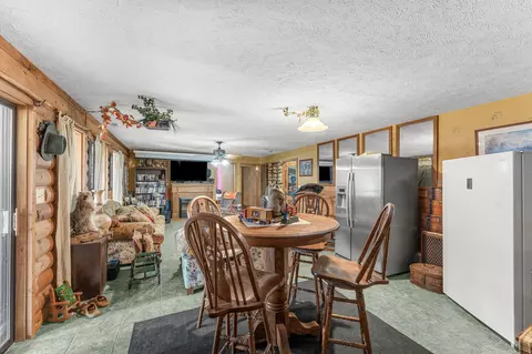 Dining - 29121 Station Ln, Eagle Rock, MO 65641 photo 2 of 2