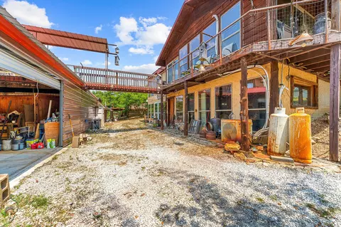 Exterior - 29121 Station Ln, Eagle Rock, MO 65641 photo 7 of 13