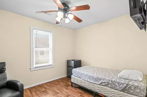 Bedroom - 2528 N Kellett Ave, Springfield, MO 65803 photo 2 of 2