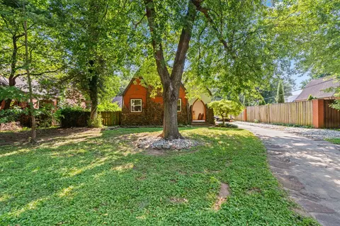 Exterior - 1710 S Kimbrough Ave, Springfield, MO 65807 photo 2 of 8