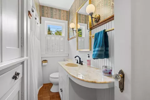 Bath - 1710 S Kimbrough Ave, Springfield, MO 65807 photo 1 of 4
