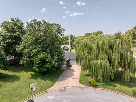 View/Area - 433 S Devonshire St, Nixa, MO 65714 photo 11 of 13