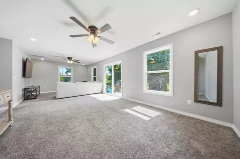 Living - 520 S Pine St, Marshfield, MO 65706 photo 3 of 3
