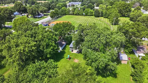 View/Area - 520 S Pine St, Marshfield, MO 65706 photo 2 of 4