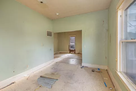 Living - 1717 W Atlantic St, Springfield, MO 65803 photo 2 of 2