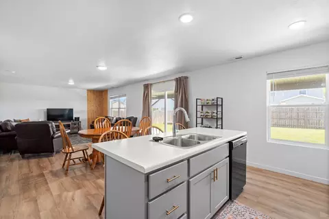 Kitchen - 598 S Caroline Ave, Republic, MO 65738 photo 3 of 4