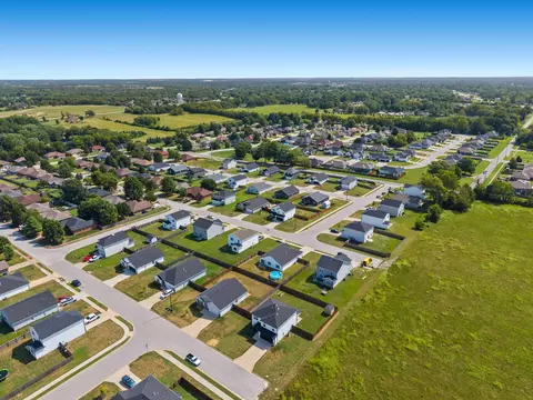 View/Area - 598 S Caroline Ave, Republic, MO 65738 photo 4 of 5