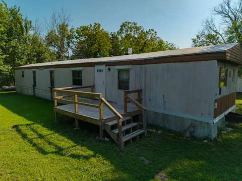 Exterior - 1909 E 505th Rd, Halfway, MO 65663 photo 3 of 13