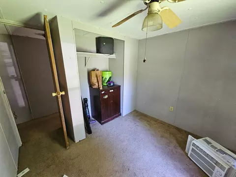 Bedroom - 1909 E 505th Rd, Halfway, MO 65663 photo 1 of 4