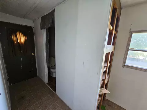 Entry Way - 1909 E 505th Rd, Halfway, MO 65663 photo 1 of 1
