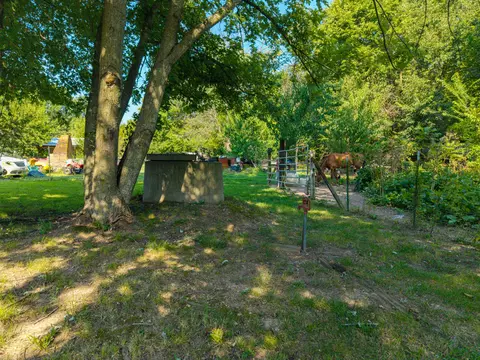 Exterior - 1909 E 505th Rd, Halfway, MO 65663 photo 10 of 13