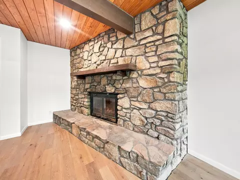 Living - 101 W Secluded Ln, Nixa, MO 65714 photo 13 of 18