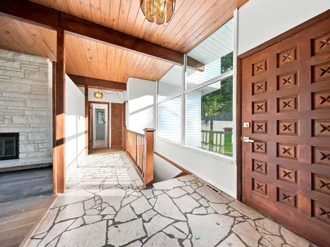 Entry Way - 101 W Secluded Ln, Nixa, MO 65714 photo 1 of 3