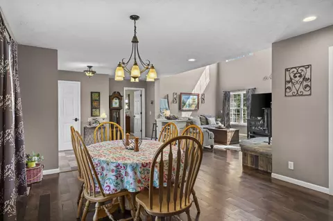 Dining - 134 Meadowbrook, Walnut Shade, MO 65771 photo 2 of 4
