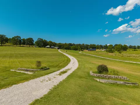 Exterior - 15955 E State Highway 14, Ava, MO 65608 photo 5 of 15