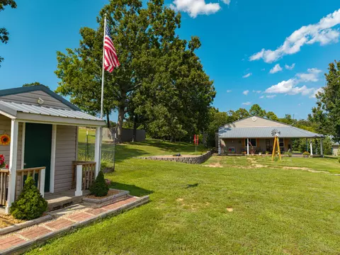 Exterior - 15955 E State Highway 14, Ava, MO 65608 photo 11 of 15