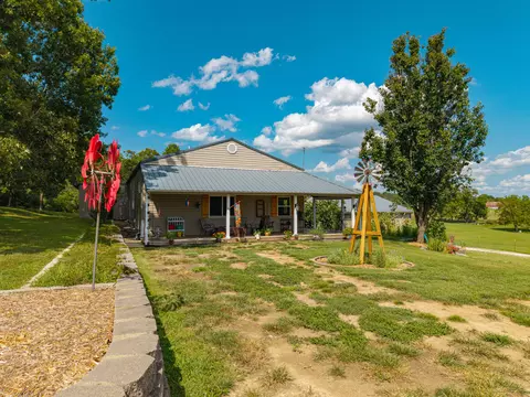 Exterior - 15955 E State Highway 14, Ava, MO 65608 photo 12 of 15