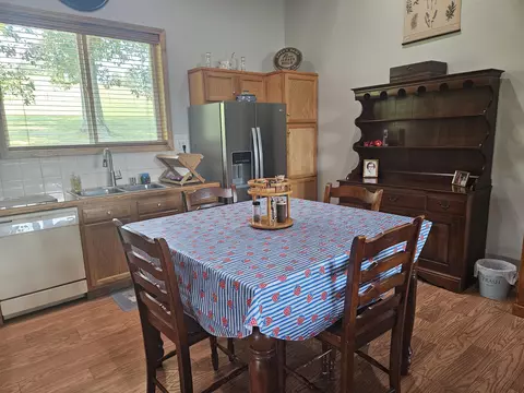 Kitchen - 15955 E State Highway 14, Ava, MO 65608 photo 4 of 6