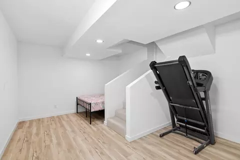 Bedroom - 5055 S Walnut Hill Rd, Springfield, MO 65810 photo 6 of 6