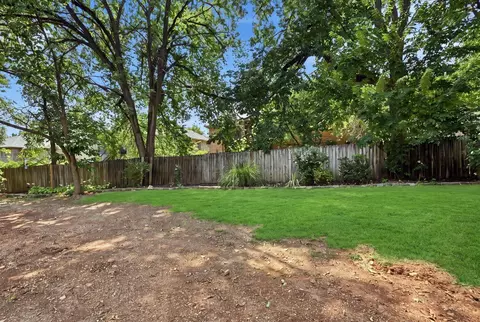 Exterior - 5055 S Walnut Hill Rd, Springfield, MO 65810 photo 7 of 8