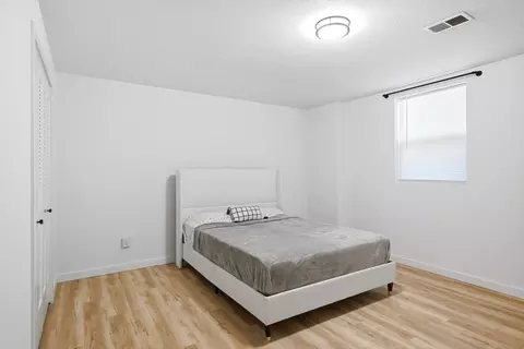 Bedroom - 5055 S Walnut Hill Rd, Springfield, MO 65810 photo 5 of 6