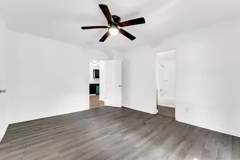 Bedroom - 827 E Garfield St, Springfield, MO 65803 photo 3 of 3