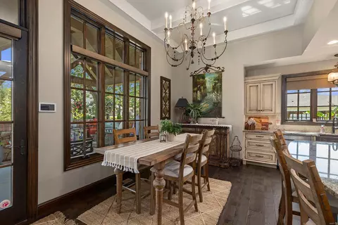 Dining - 871 E Kenmare Ct, Nixa, MO 65714 photo 3 of 3
