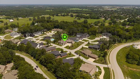 View/Area - 871 E Kenmare Ct, Nixa, MO 65714 photo 3 of 4