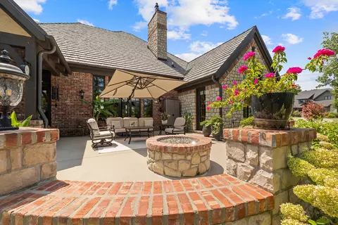 Exterior - 871 E Kenmare Ct, Nixa, MO 65714 photo 17 of 31