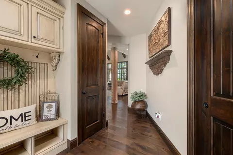 Entry Way - 871 E Kenmare Ct, Nixa, MO 65714 photo 5 of 14
