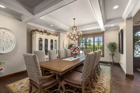 Dining - 871 E Kenmare Ct, Nixa, MO 65714 photo 2 of 3