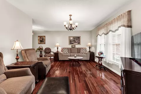 Other - 1512 E Walnut Lawn St, Springfield, MO 65804 photo 2 of 9