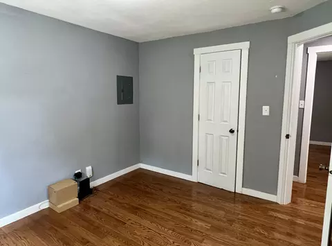 Bedroom - 1540 E Nora St, Springfield, MO 65803 photo 3 of 5