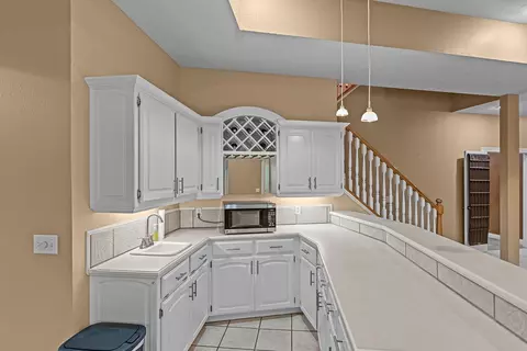 Kitchen - 5125 S Chatsworth Ave, Springfield, MO 65810 photo 6 of 6
