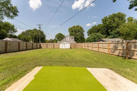 Exterior - 1437 W Central St, Springfield, MO 65802 photo 4 of 6