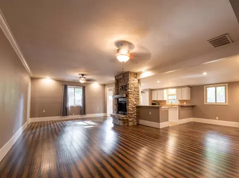 Living - 1649 S Jefferson Ave, Springfield, MO 65807 photo 3 of 10