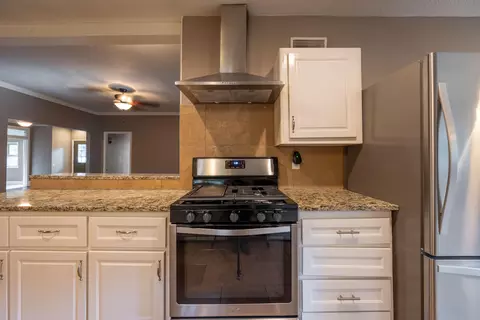 Other - 1649 S Jefferson Ave, Springfield, MO 65807 photo 3 of 19