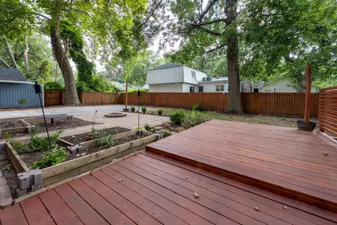 Exterior - 1649 S Jefferson Ave, Springfield, MO 65807 photo 11 of 18