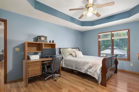 Bedroom - 942 S Greentree Ave, Springfield, MO 65809 photo 2 of 4