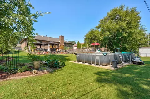 Exterior - 942 S Greentree Ave, Springfield, MO 65809 photo 7 of 8