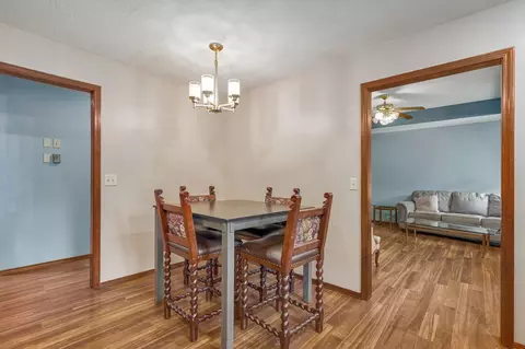 Dining - 942 S Greentree Ave, Springfield, MO 65809 photo 1 of 2