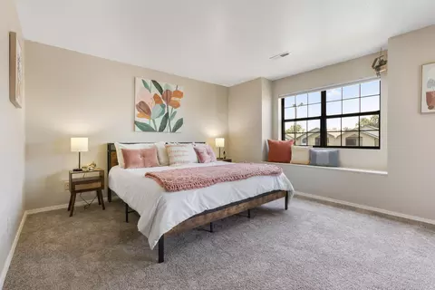 Bedroom - 2700 Green Mountain Dr #2, Branson, MO 65616 photo 3 of 4