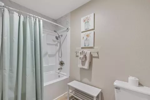 Bath - 2700 Green Mountain Dr #2, Branson, MO 65616 photo 3 of 3