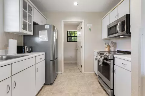 Kitchen - 2700 Green Mountain Dr #2, Branson, MO 65616 photo 1 of 2