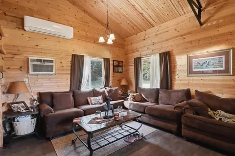 Living - 3207 S 205th Rd, Goodson, MO 65663 photo 5 of 6