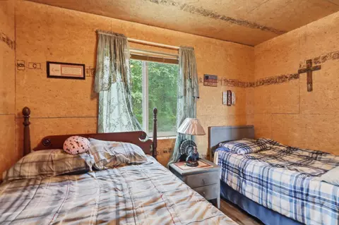 Bedroom - 3207 S 205th Rd, Goodson, MO 65663 photo 3 of 8