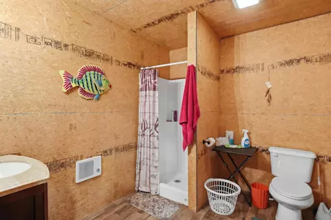 Bath - 3207 S 205th Rd, Goodson, MO 65663 photo 1 of 2