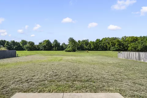 Exterior - 510 Pine St, Willard, MO 65781 photo 3 of 6