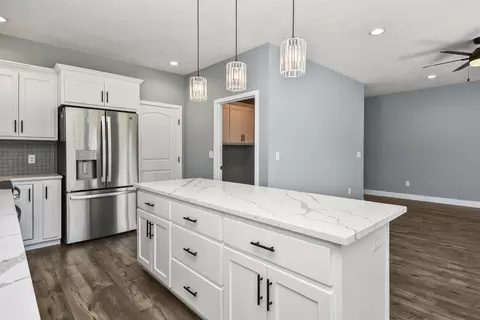 Kitchen - 510 Pine St, Willard, MO 65781 photo 3 of 7
