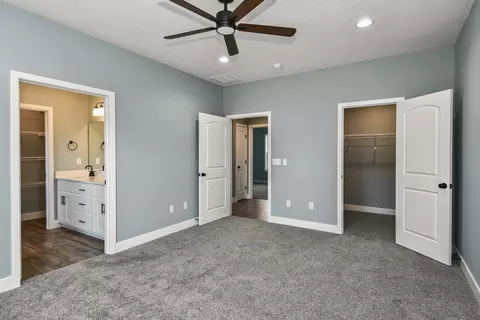 Bedroom - 510 Pine St, Willard, MO 65781 photo 2 of 6